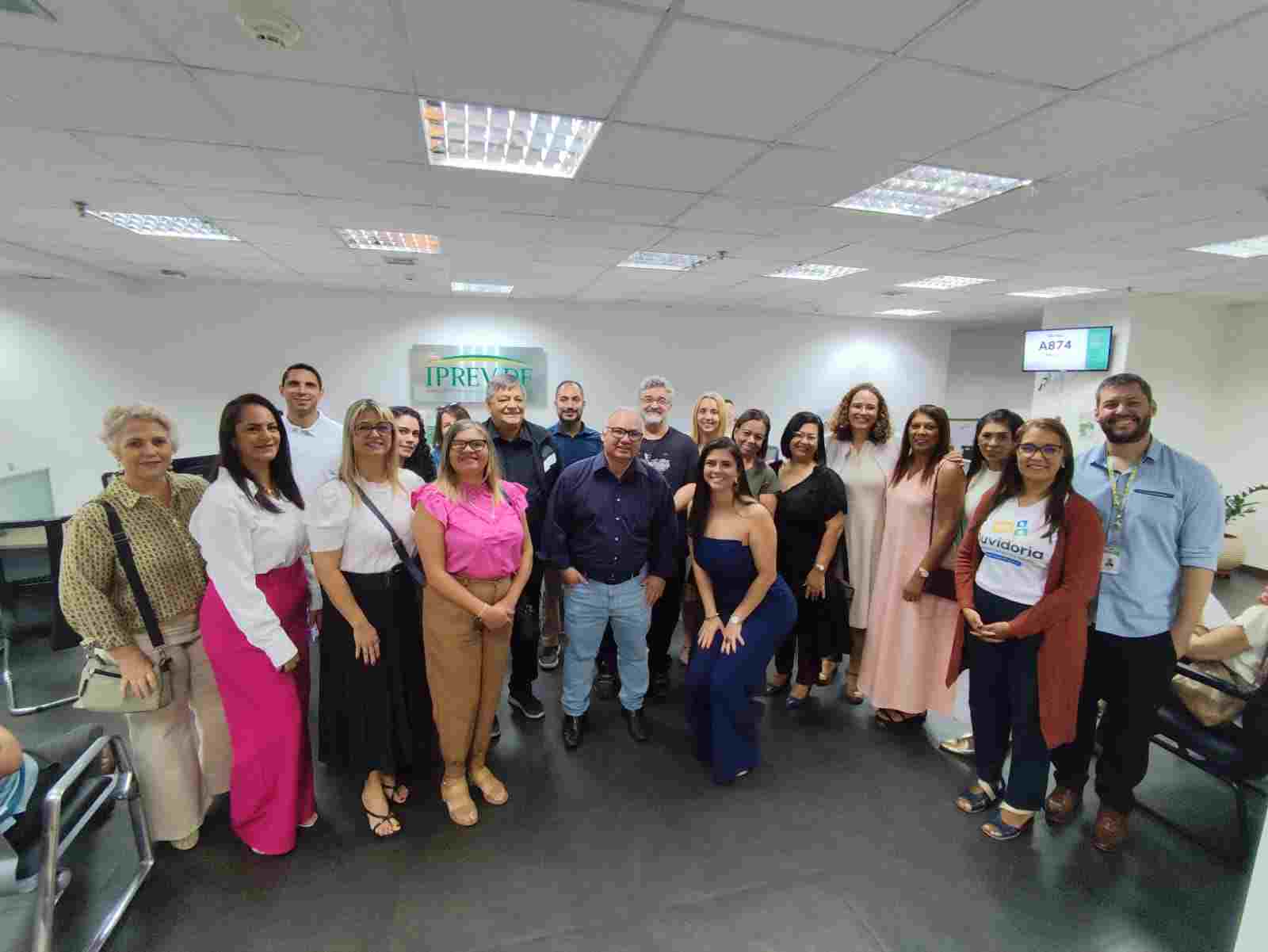 Educação financeira na aposentadoria: Iprev-DF promove “Café com o Futuro” para servidores recém-aposentados